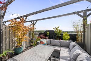 Photo 28- click for photo gallery